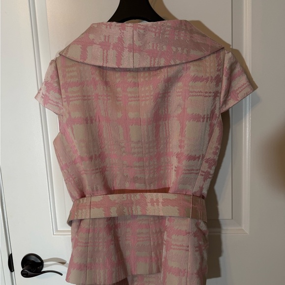 NEW Tahari Pink Two-Piece Skirt Set Size 10 - Picture 9 of 12